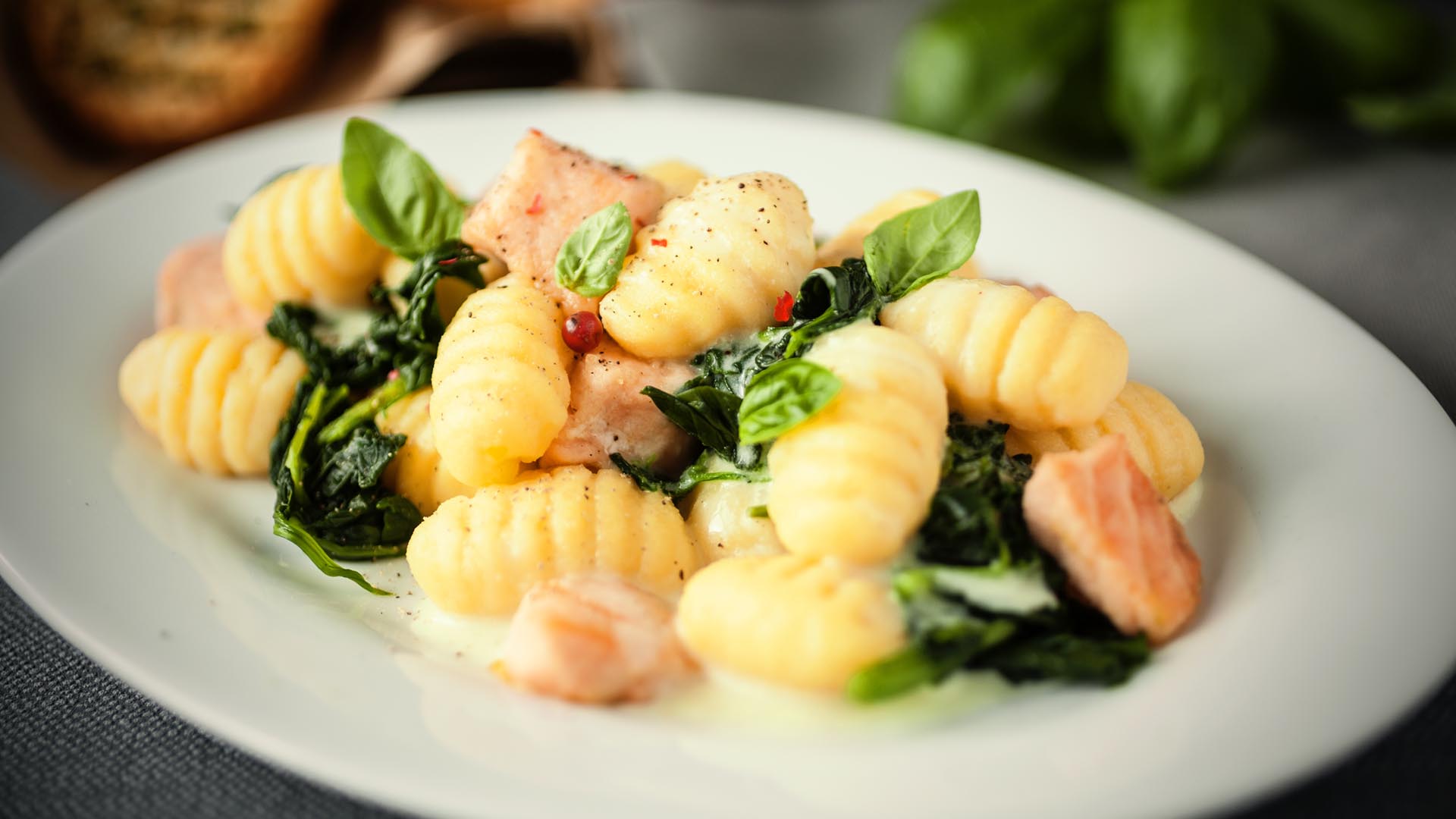 Gnocchi al salmone